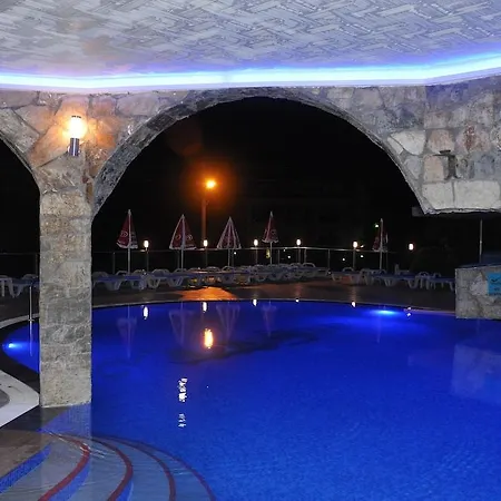 Club Aquarium Aparthotel 3*