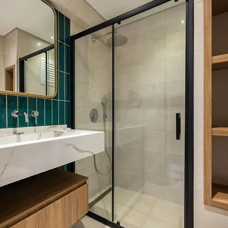 アパートホテル Club Aquarium マルマリス