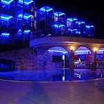 Апарт-отель Club Aquarium