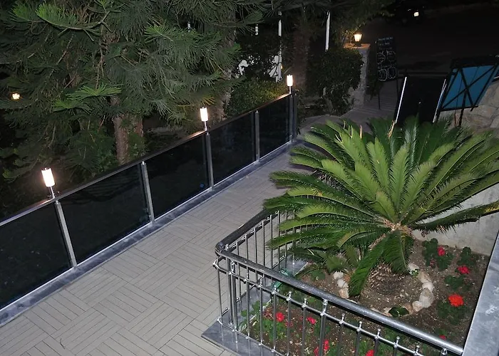 מלון דירות Club Aquarium מרמריס