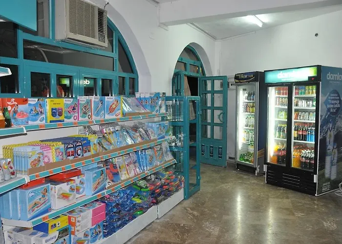 Club Aquarium מלון דירות מרמריס