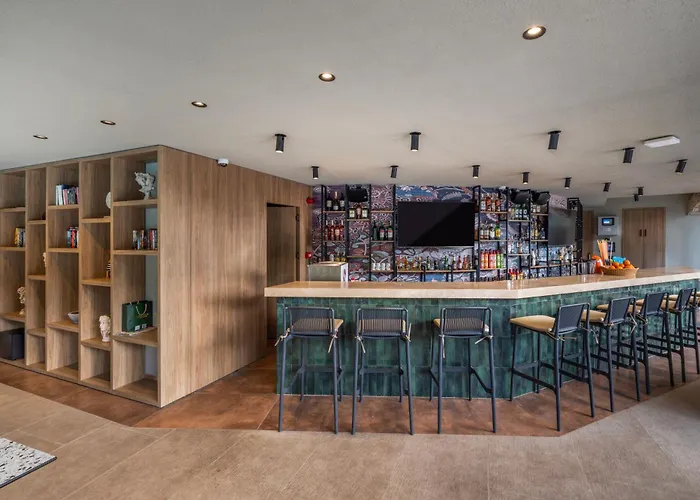 מלון דירות Club Aquarium מרמריס